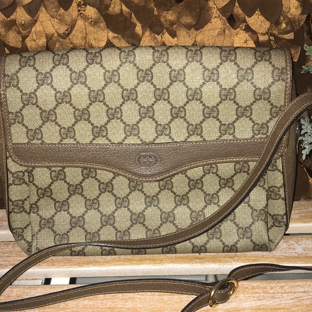 😍Authentic Vintage Gucci monogram crossbody
